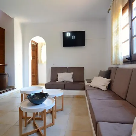House In Lestartit Near & Pool * 埃斯塔蒂特