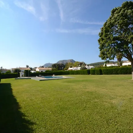 Les Acacies 10 Сasa de vacaciones